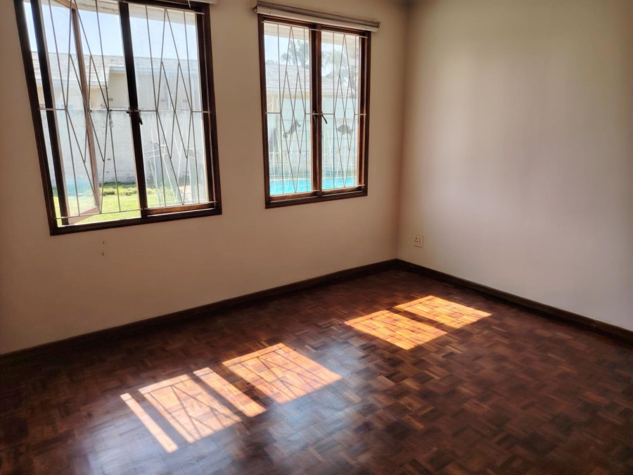 To Let 4 Bedroom Property for Rent in Panorama Western Cape